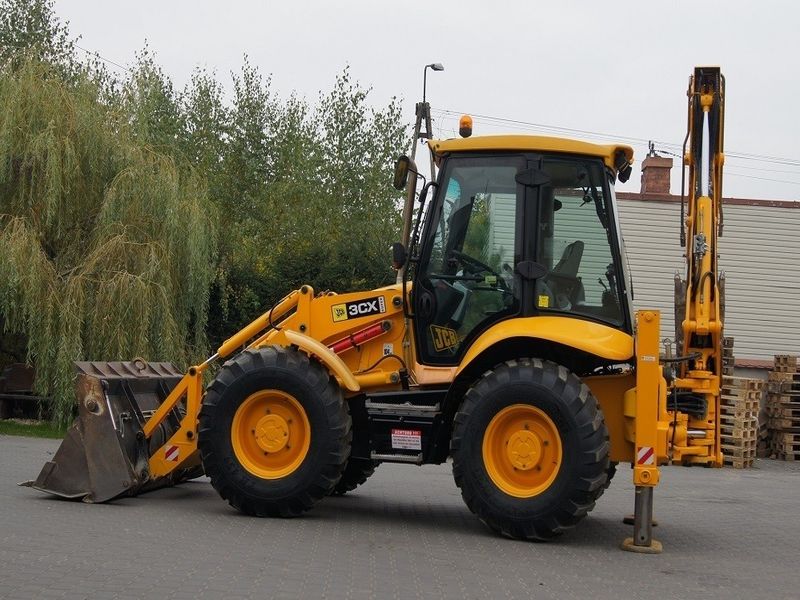 Аренда экскаватора-погрузчика JCB 3CX Super